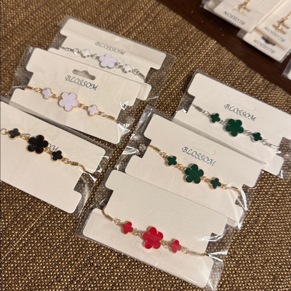 3210 Matthew Fun Item-Gold or Silver Tone‎ Bracelet Various Colors Available